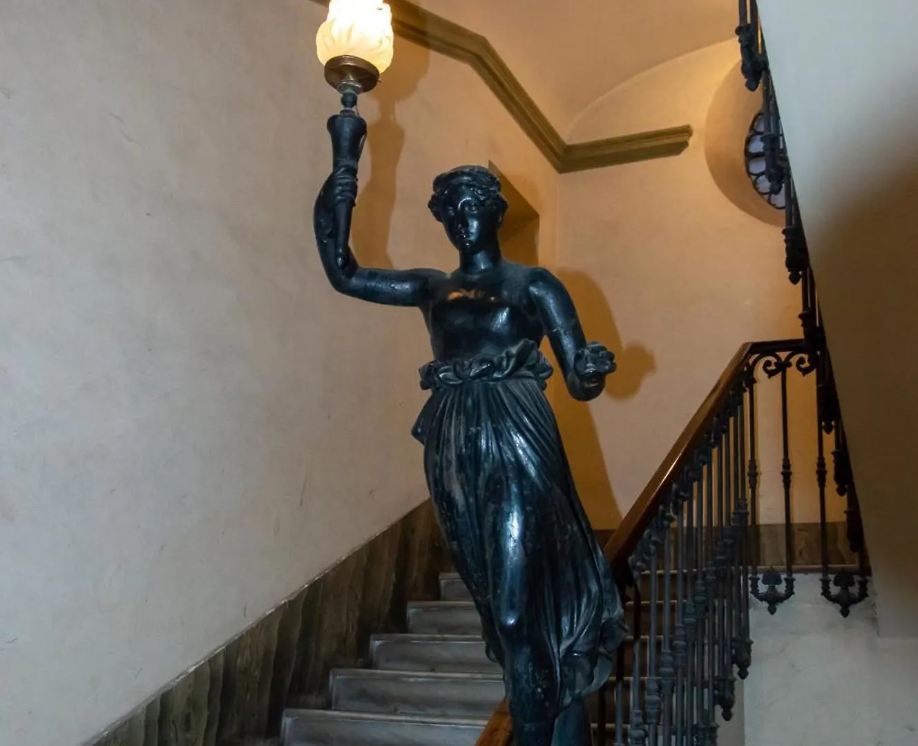Home At Rome Luxury Navona Suites Guest house