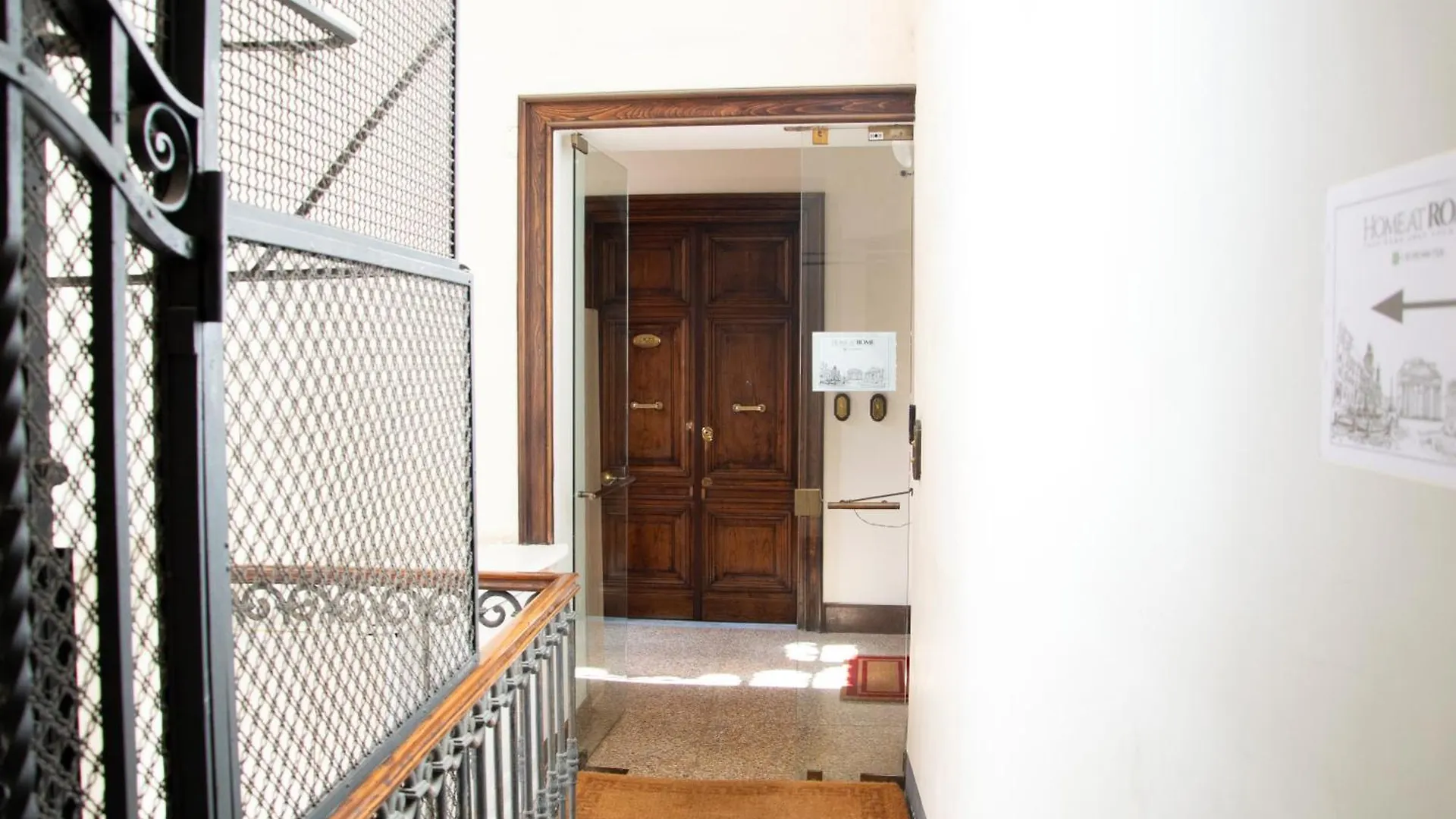 Guest house Home At Rome Luxury Navona Suites