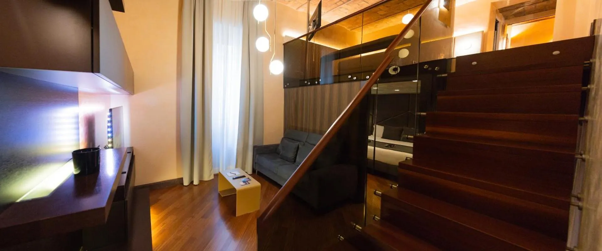 Home At Rome Luxury Navona Suites