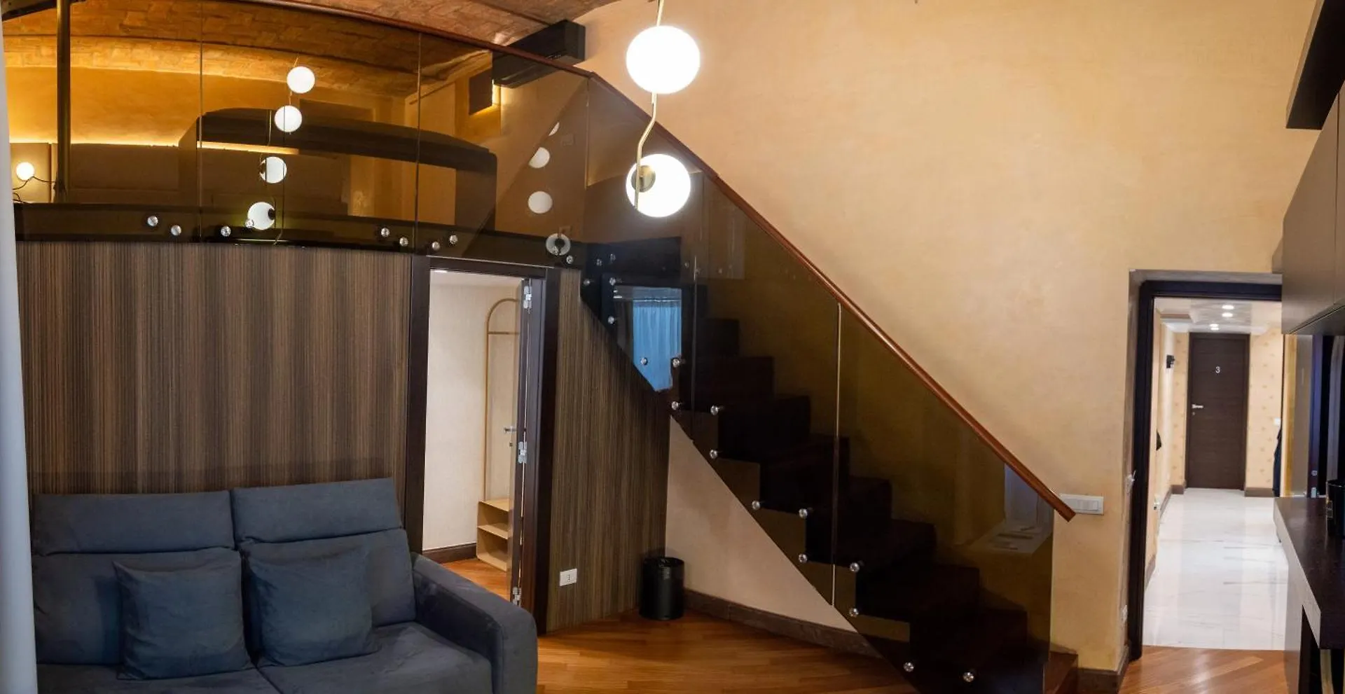 Home At Rome Luxury Navona Suites