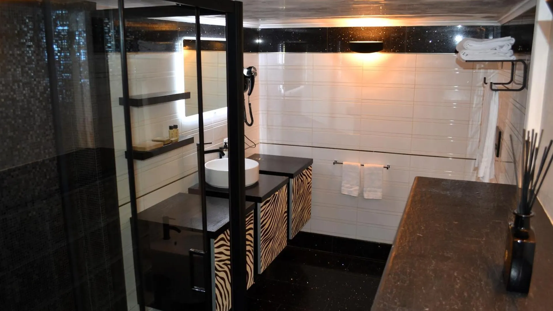 Home At Rome Luxury Navona Suites Guest house